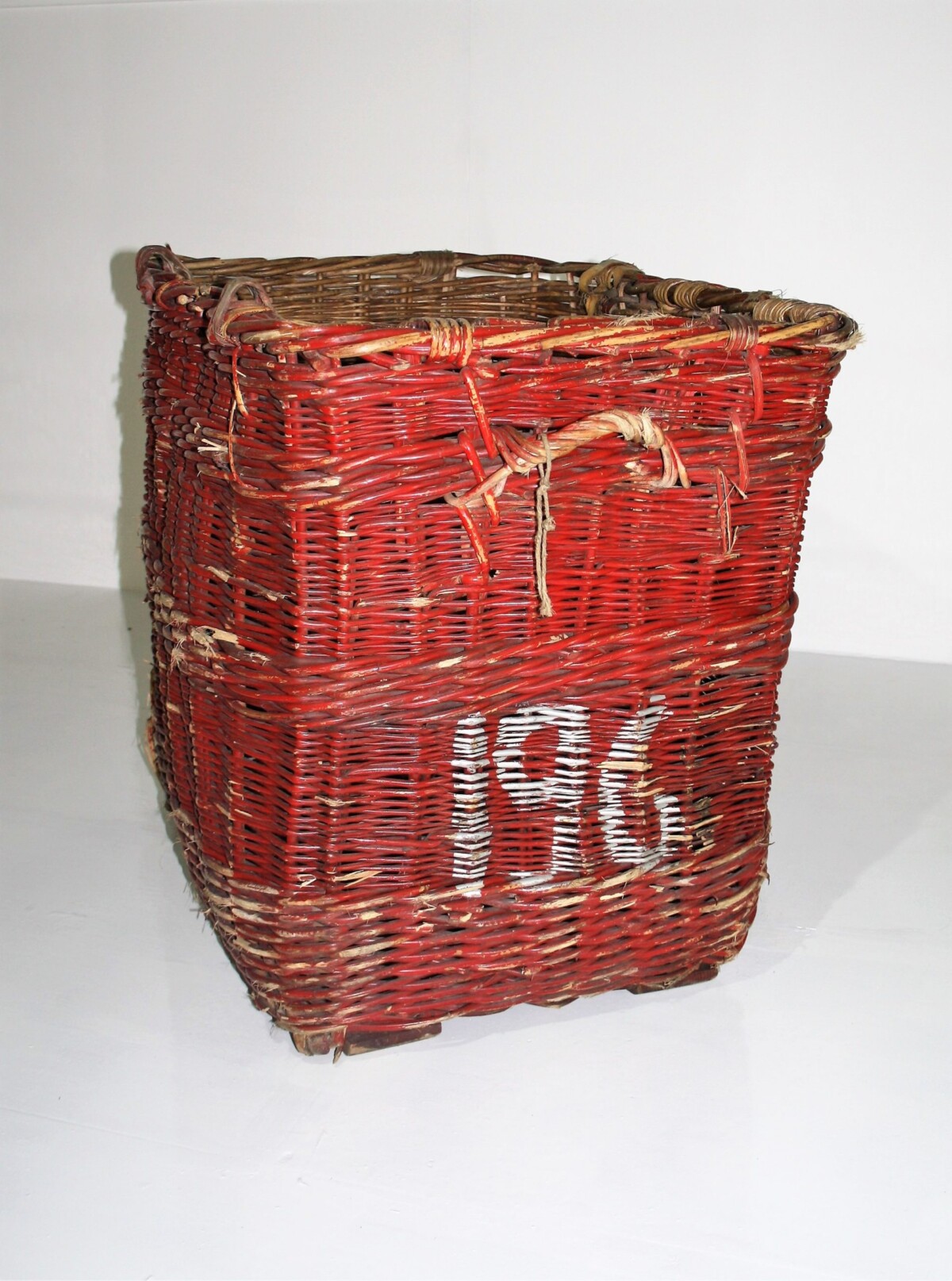 196 Red Mill Basket - Image 2