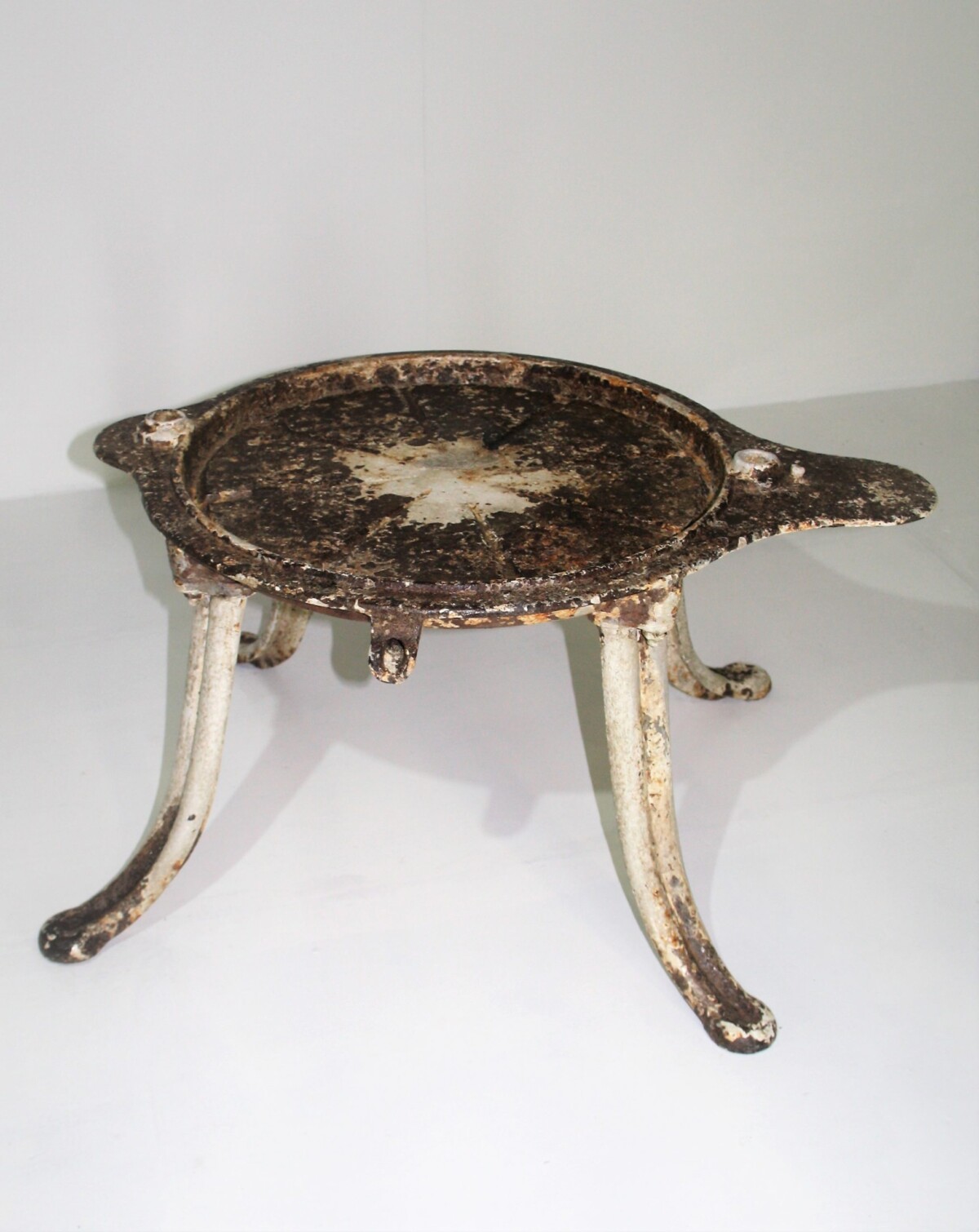 Unusual 19th Century Victorian Cast Iron Garden Side Table or Pot Stand - Image 12