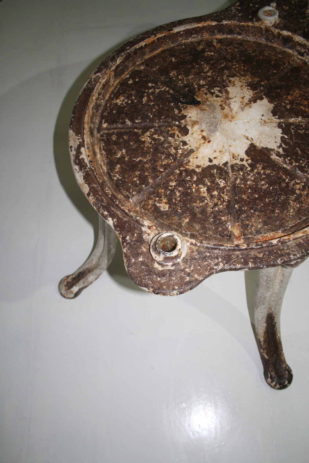 Unusual 19th Century Victorian Cast Iron Garden Side Table or Pot Stand - Image 13