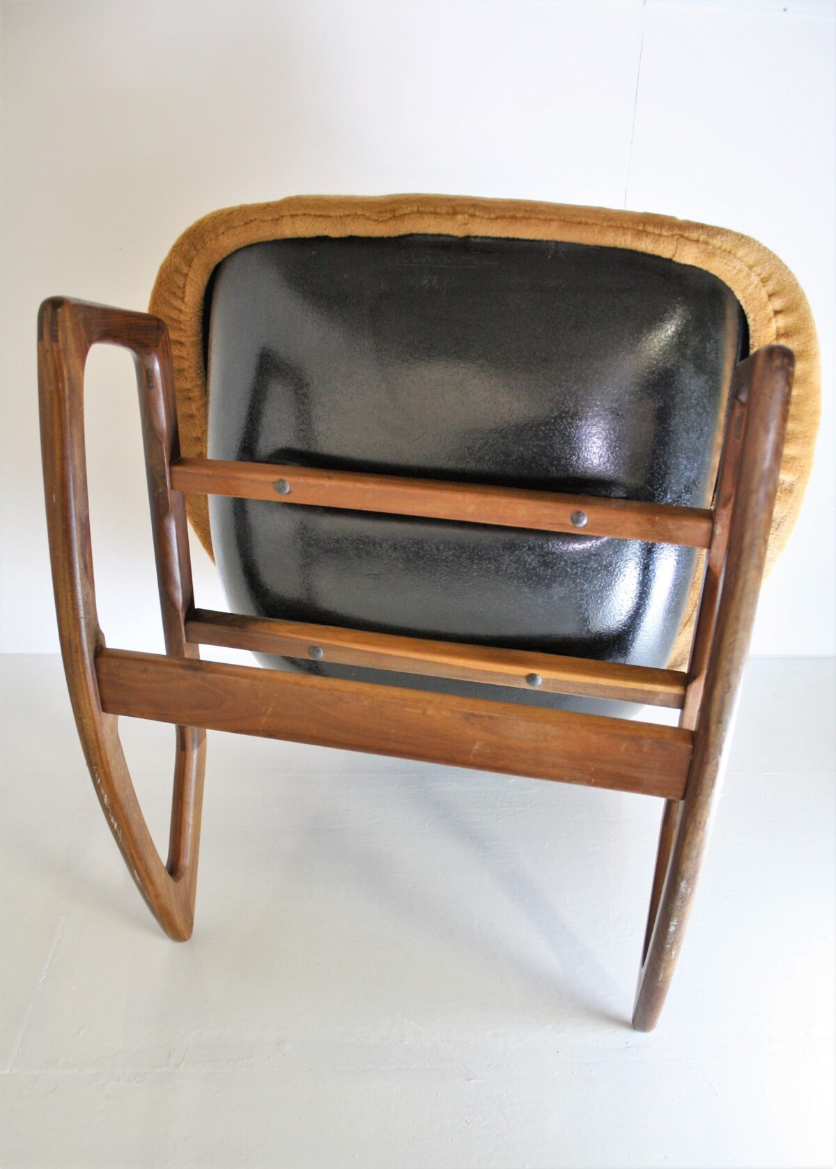 Lurashell Telstar Rocking Chair - Image 10