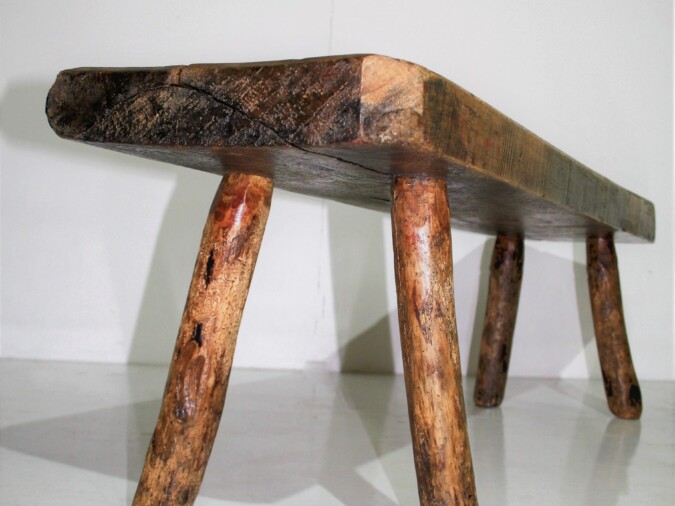 Pig Bench