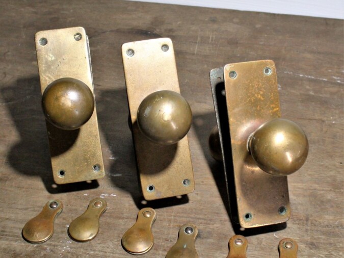 Door Handles & Escutcheons
