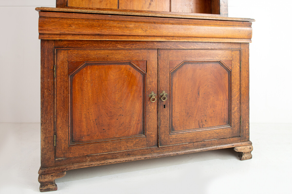 18th Century Oak Dresser - Image 8