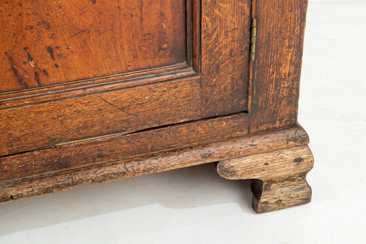 18th Century Oak Dresser - Image 4