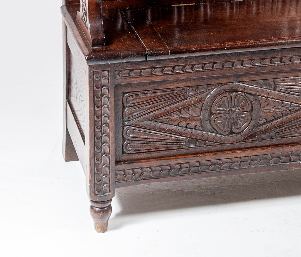 Aesthetic Carved Oak Box Settle - Image 8