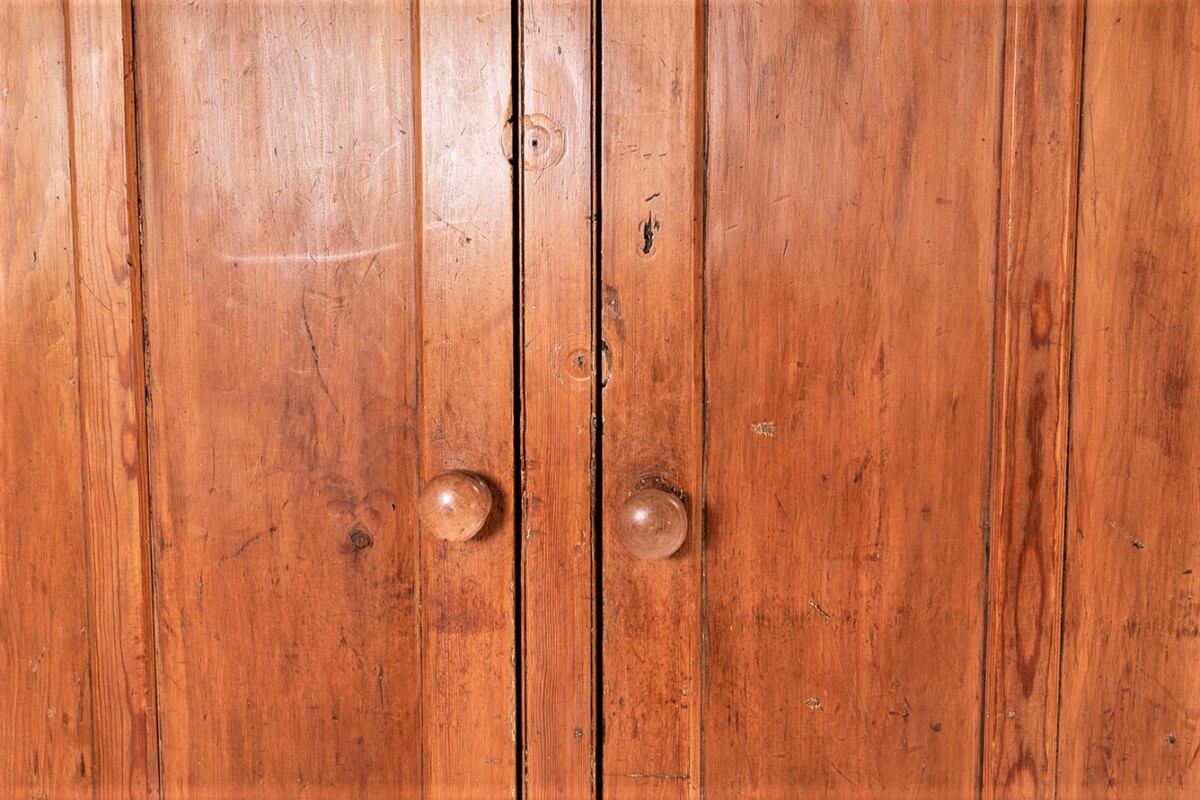 Large Old Pine Cupboard - Image 3