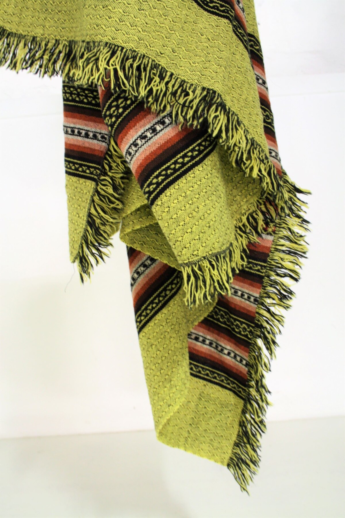 1960s Welsh Wool Throw - Image 8