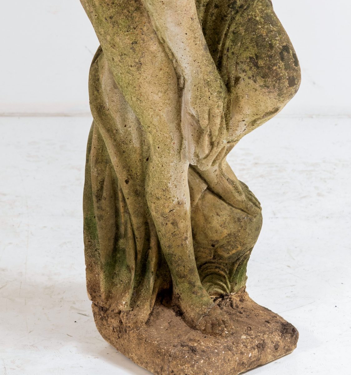 Garden Statue Figure of Venus Greencore Design