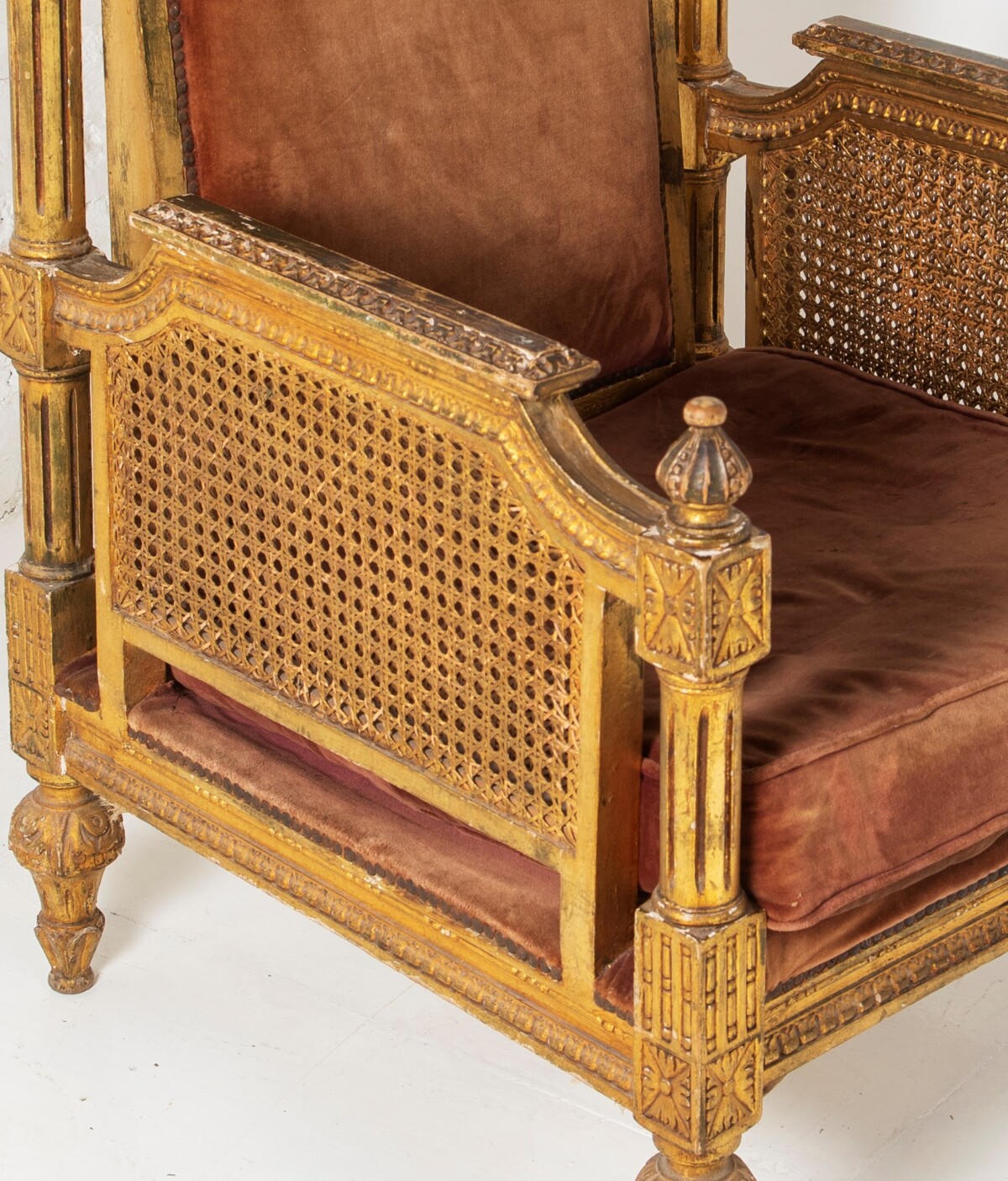 An Original Bergère à la Reine Chair Throne - Image 2