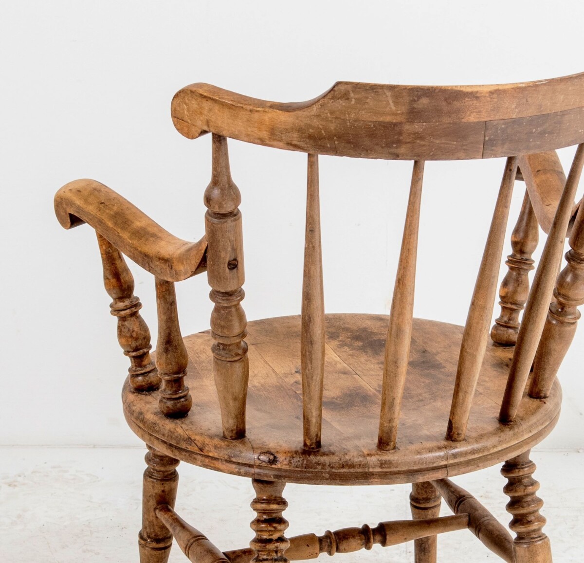 Low Back Windsor Armchair in Solid Elm Wood - Image 2