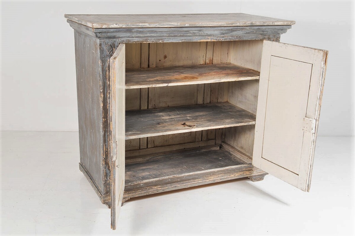 Swedish 19th Century Painted Pine Cupboard Storage - Image 2