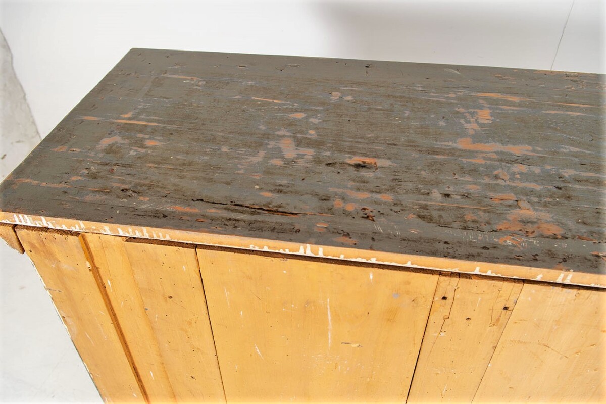Swedish 19th Century Painted Pine Cupboard Storage - Image 9