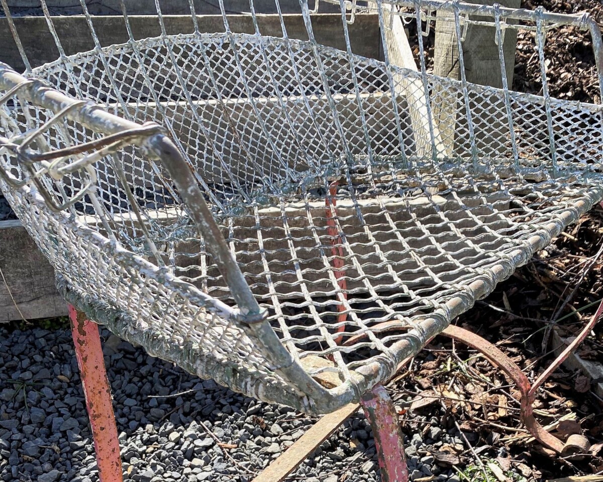 A Rare 1920s Wirework Garden Seat with Scroll Wrought Iron Feet - Image 6