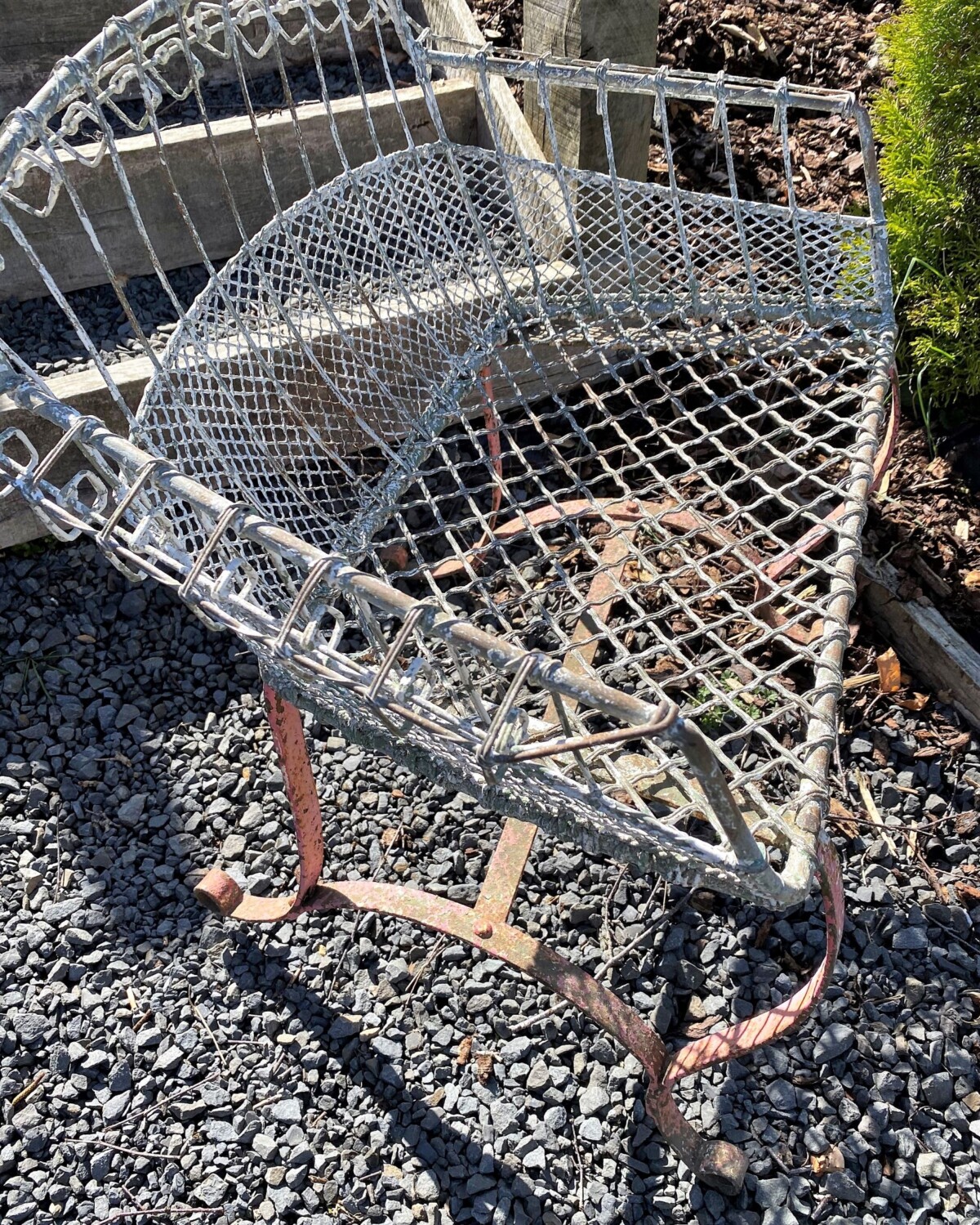 A Rare 1920s Wirework Garden Seat with Scroll Wrought Iron Feet - Image 5