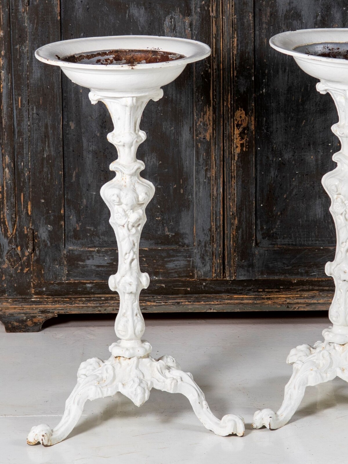 A Pair of Victorian Cast Iron Torchere Plant Stands - Image 7