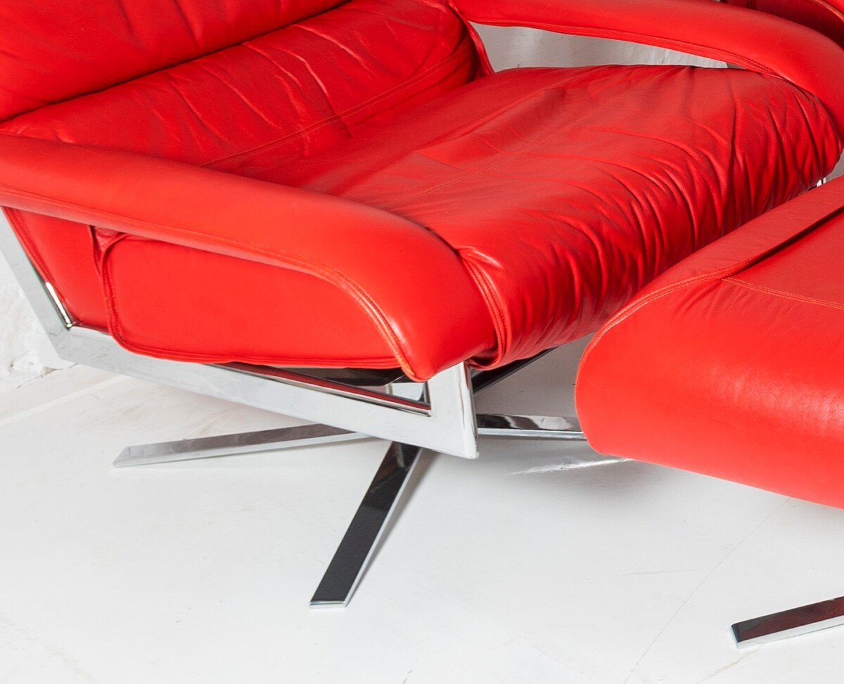 Mid Century Pieff Gamma Red Leather Tubular Chrome Suite complete with Swivel Chairs, Armchairs and Footstool - Image 33