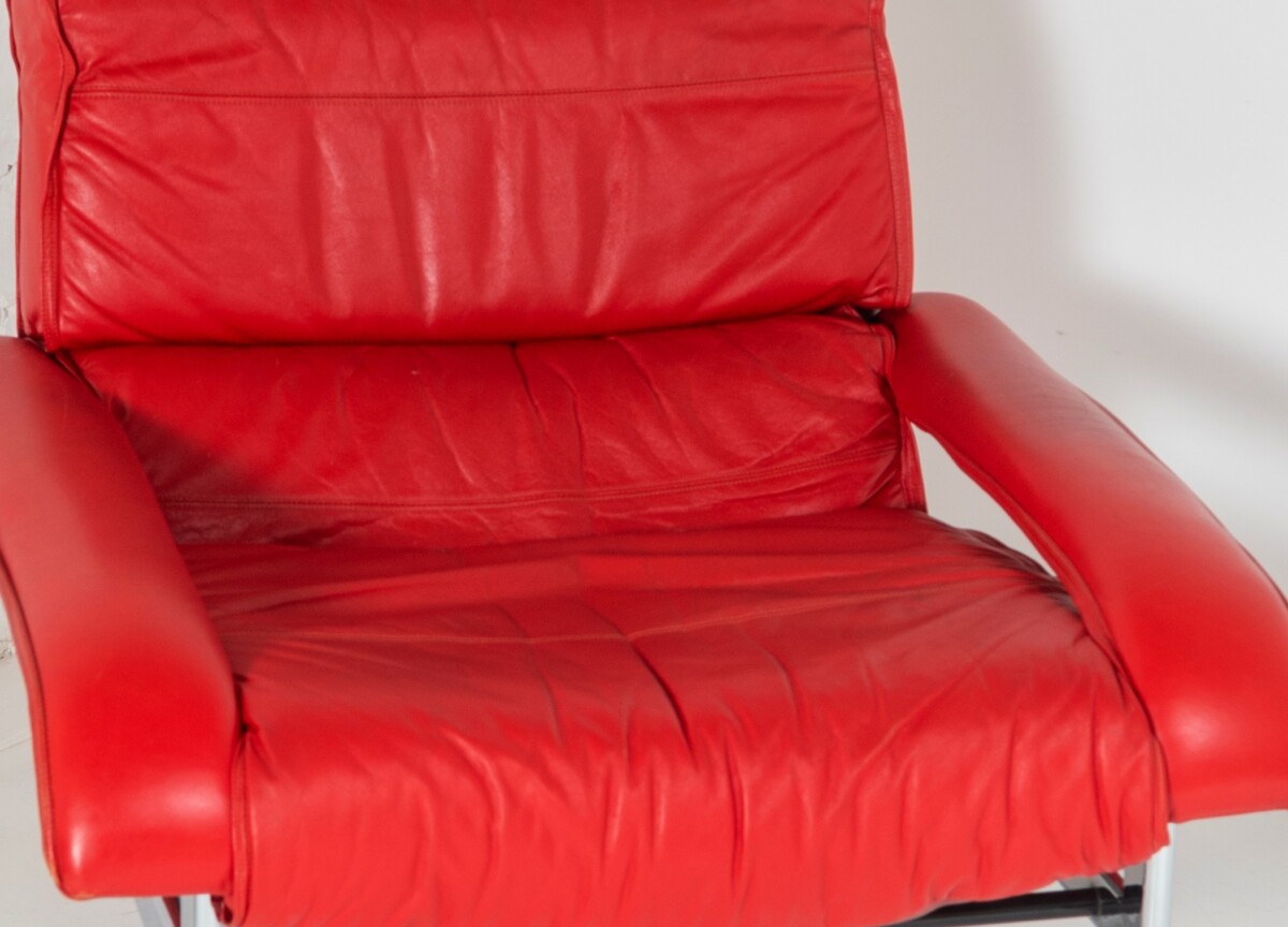 Mid Century Pieff Gamma Red Leather Tubular Chrome Suite complete with Swivel Chairs, Armchairs and Footstool - Image 25