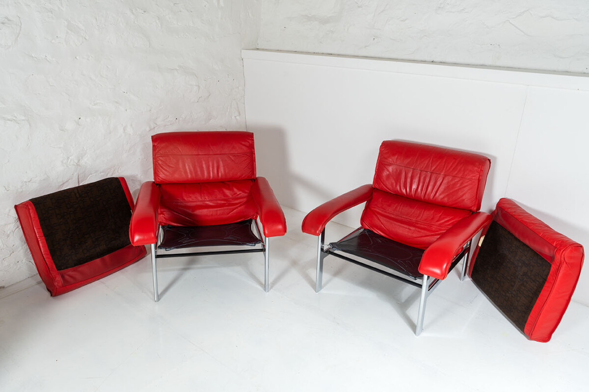 Mid Century Pieff Gamma Red Leather Tubular Chrome Suite complete with Swivel Chairs, Armchairs and Footstool - Image 14