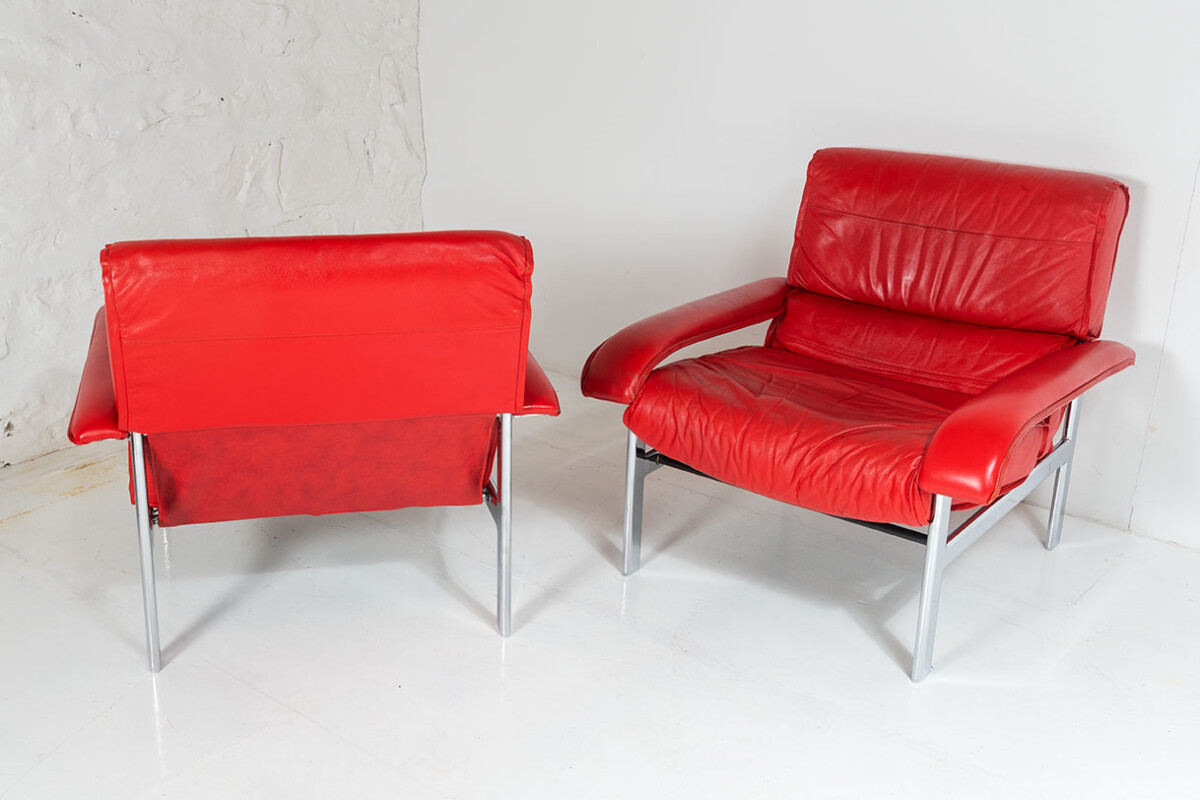 Mid Century Pieff Gamma Red Leather Tubular Chrome Suite complete with Swivel Chairs, Armchairs and Footstool - Image 11