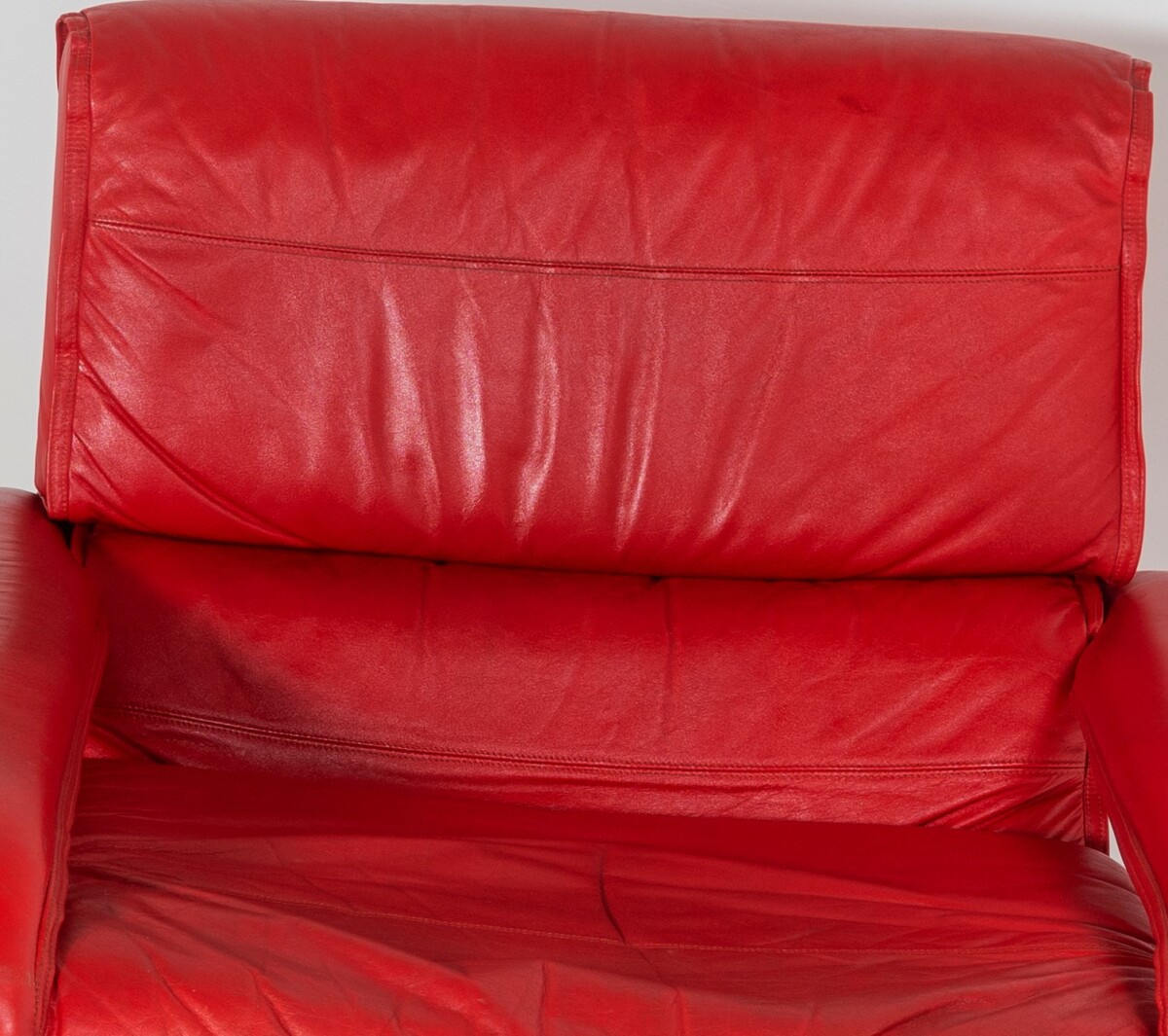 Mid Century Pieff Gamma Red Leather Tubular Chrome Suite complete with Swivel Chairs, Armchairs and Footstool - Image 7