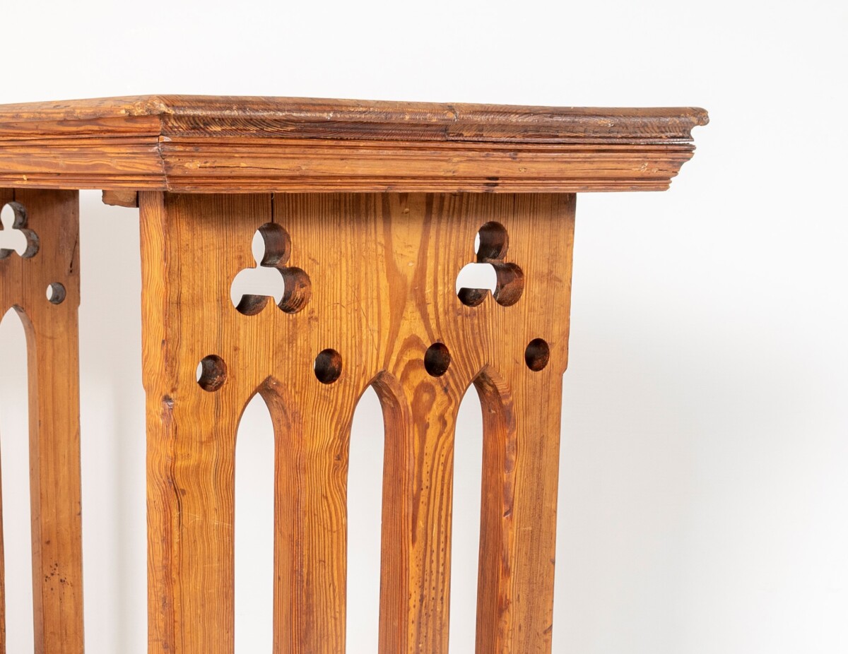 19th Century Gothic Revival Pitch Pine 'Lady Chapel' Church Alter Console Side Table - Image 4