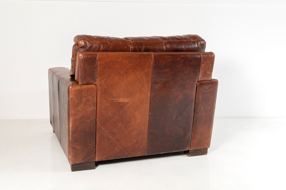 A large Contemporary Brown Leather Armchair By Roche Bobois - Image 13