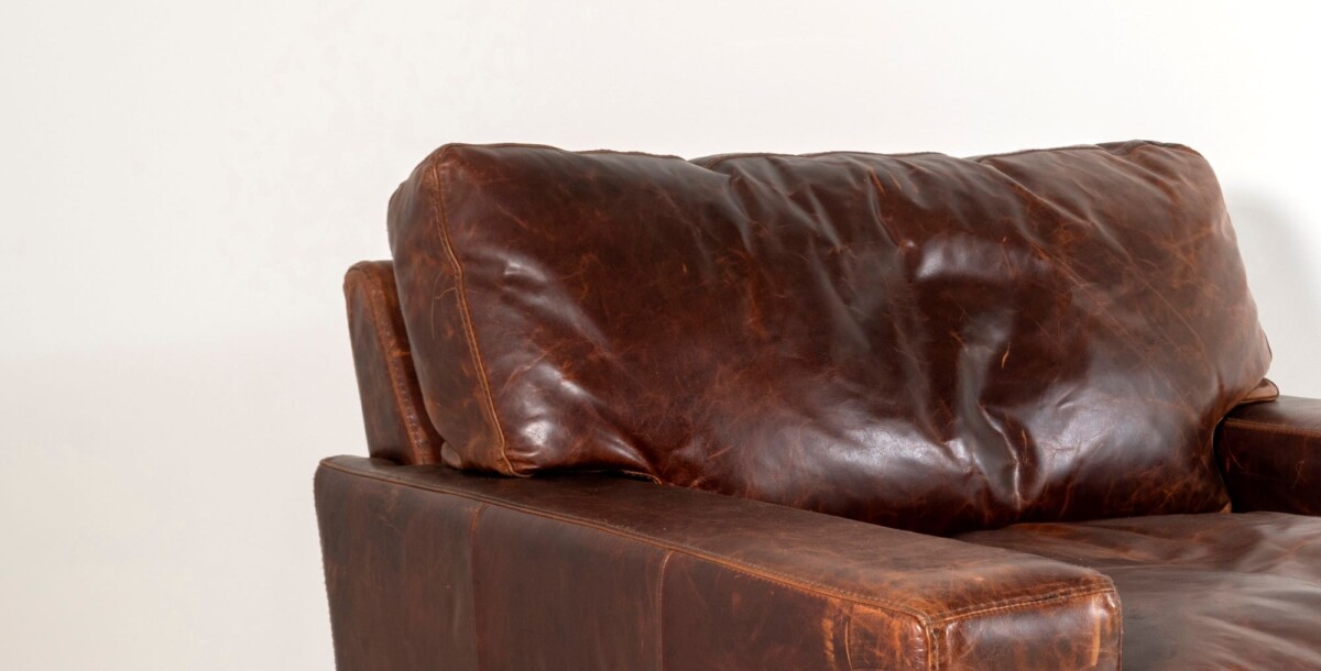 A large Contemporary Brown Leather Armchair By Roche Bobois - Image 9