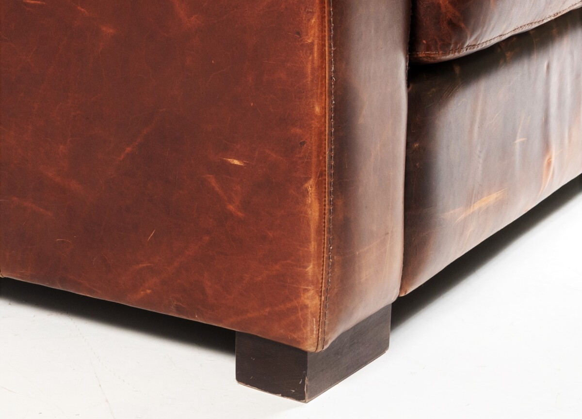 An Exceptional Oversized Roche Bobois Designer Brown Leather Sofa - Large Three Seater - Image 5