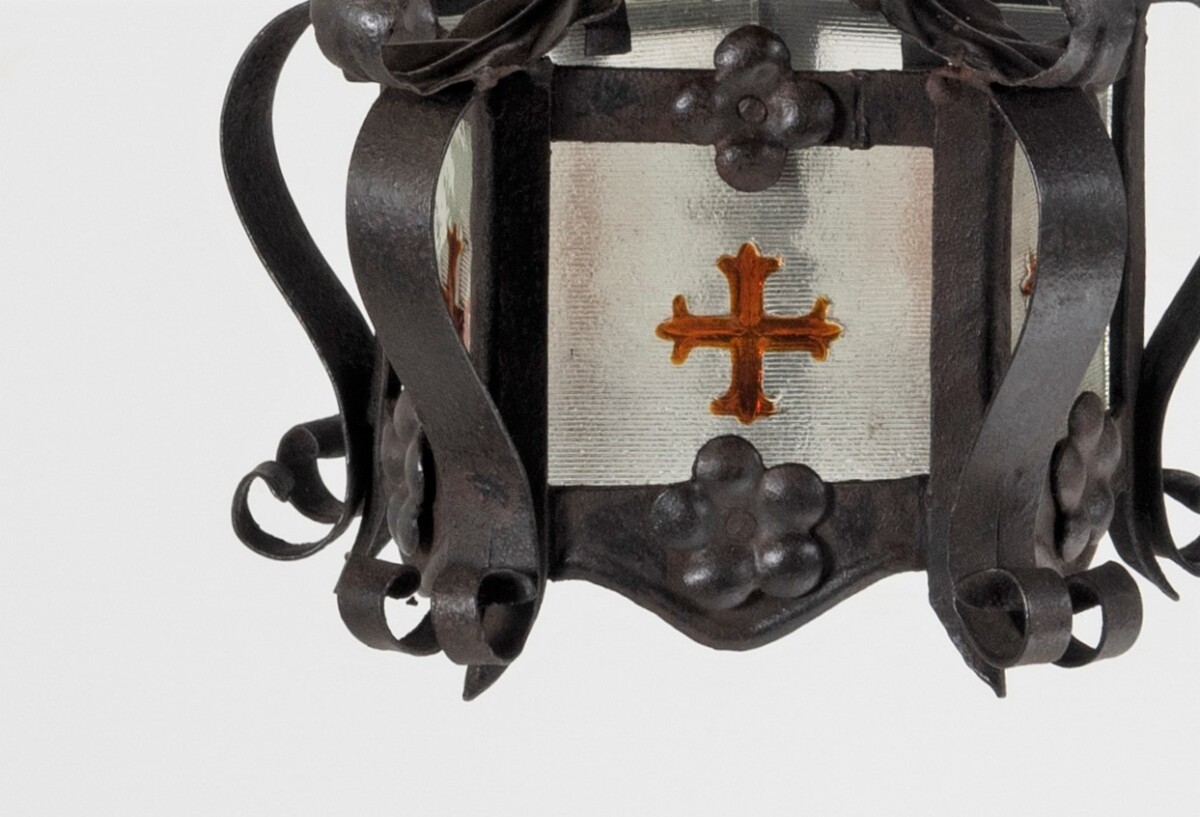 A Pair of Glazed 19th Century Aesthetic Hall Pendant Lanterns with Gothic Stained Glass - Image 8