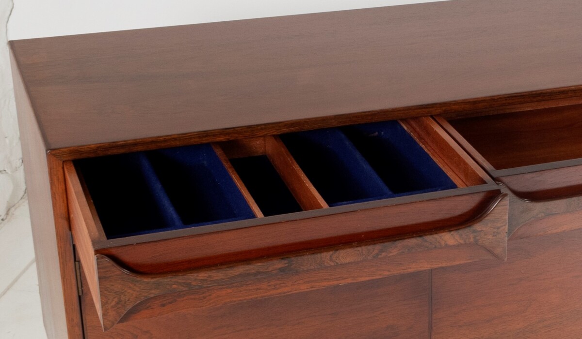Exceptional Mid Century Alfred Cox Long Sideboard In rare Brazilian Rosewood - Image 12