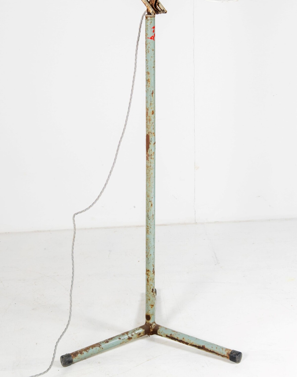 Mid Century Floor Standing Industrial Anglepoise 1001 Swivel Lamp - Image 7