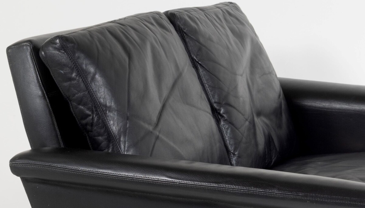 1960s Mid Century Small Danish Two Seater Black Leather Sofa | 2 Person - Image 6