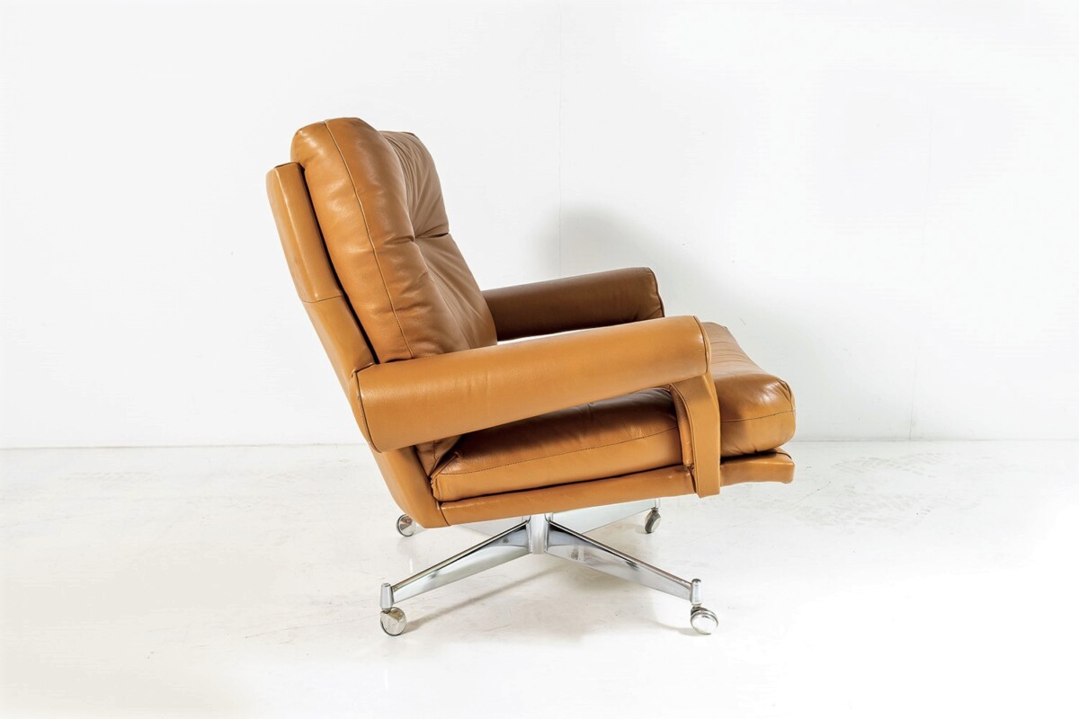 A Pair of 1960s Mid Century Howard Keith Tan Leather Swivel Chairs with Footstool on Chrome Base - Image 7