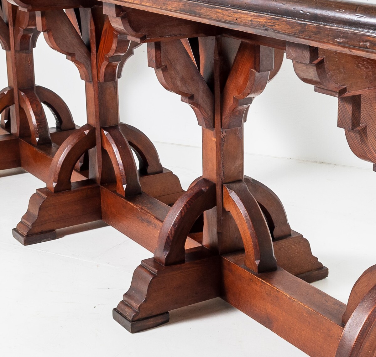 Large Scale Victorian Ecclesiastical Gothic Revival Aesthetic Centre Table in the Manner of A.W.N Pugin - Image 4