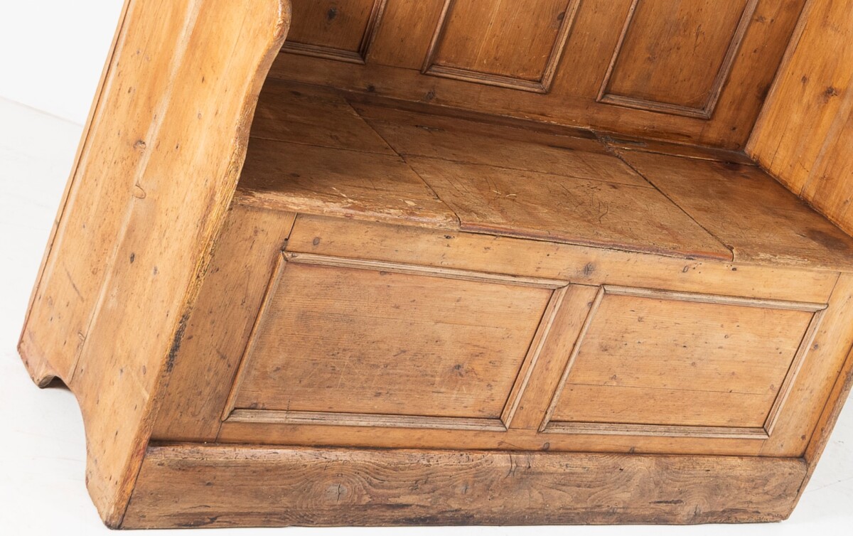 An Original West Country High Back Pine Box Settle Seating Bench with Storage - Image 7