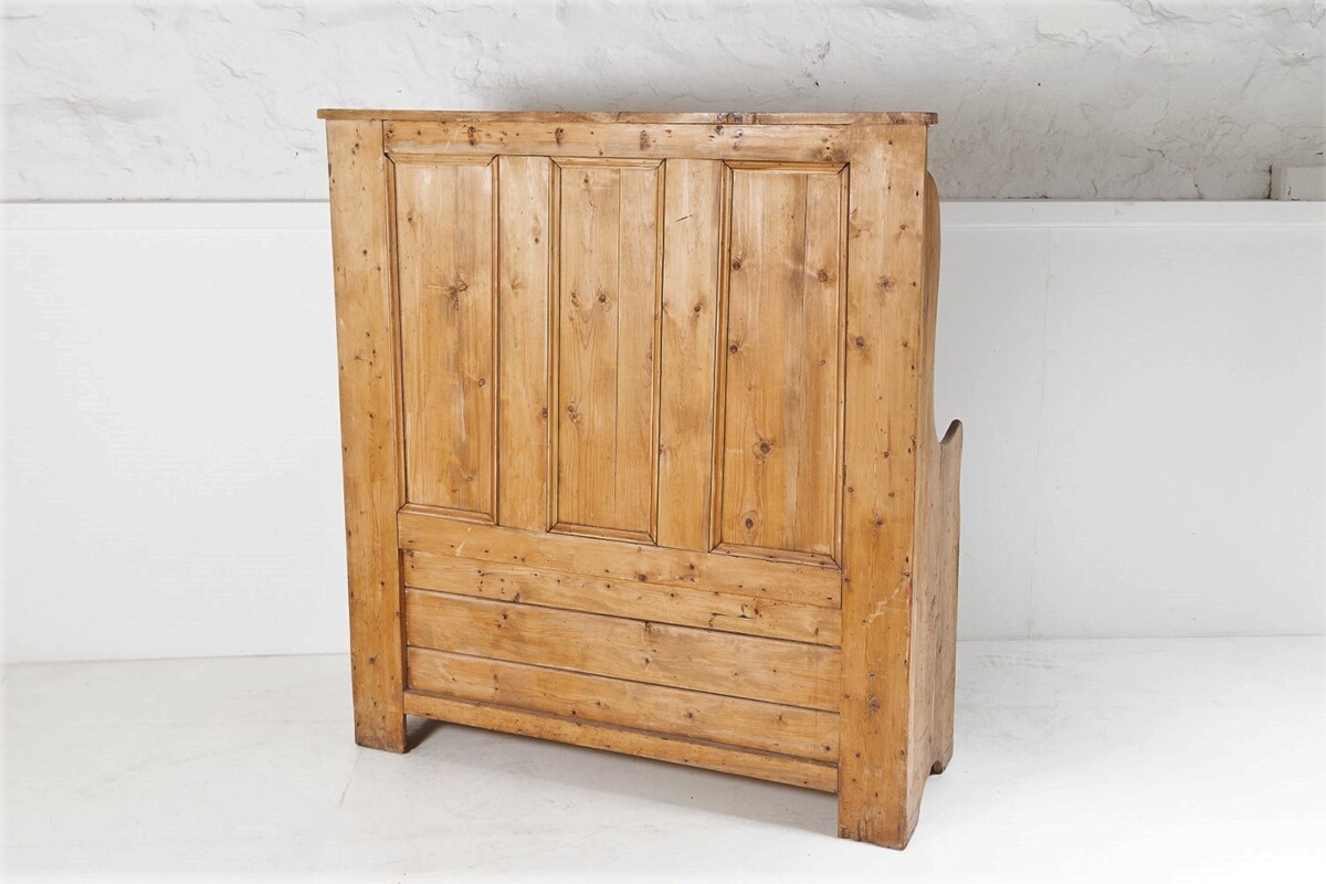 An Original West Country High Back Pine Box Settle Seating Bench with Storage - Image 15