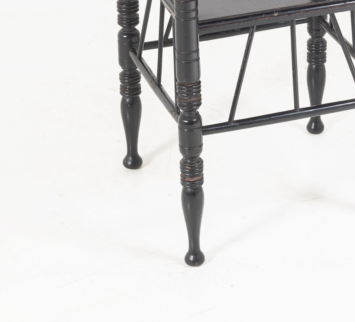 Circa.1900 Arts and Crafts E.W. Godwin Style Anglo-Japanese Ebonised Occasional Side Table - Image 4