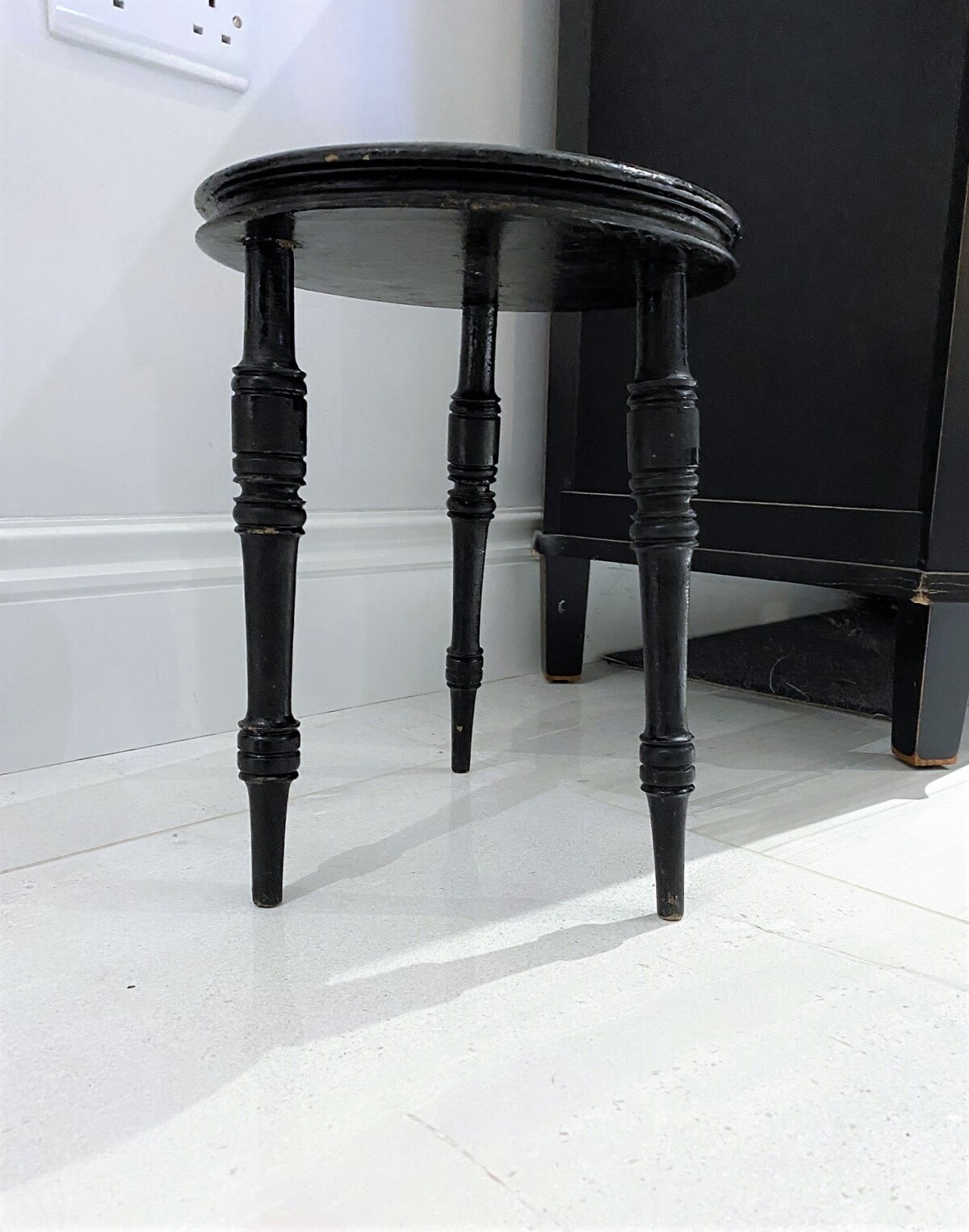SMALL FLORAL PAINTED EBONISED VICTORIAN STOOL - Image 8