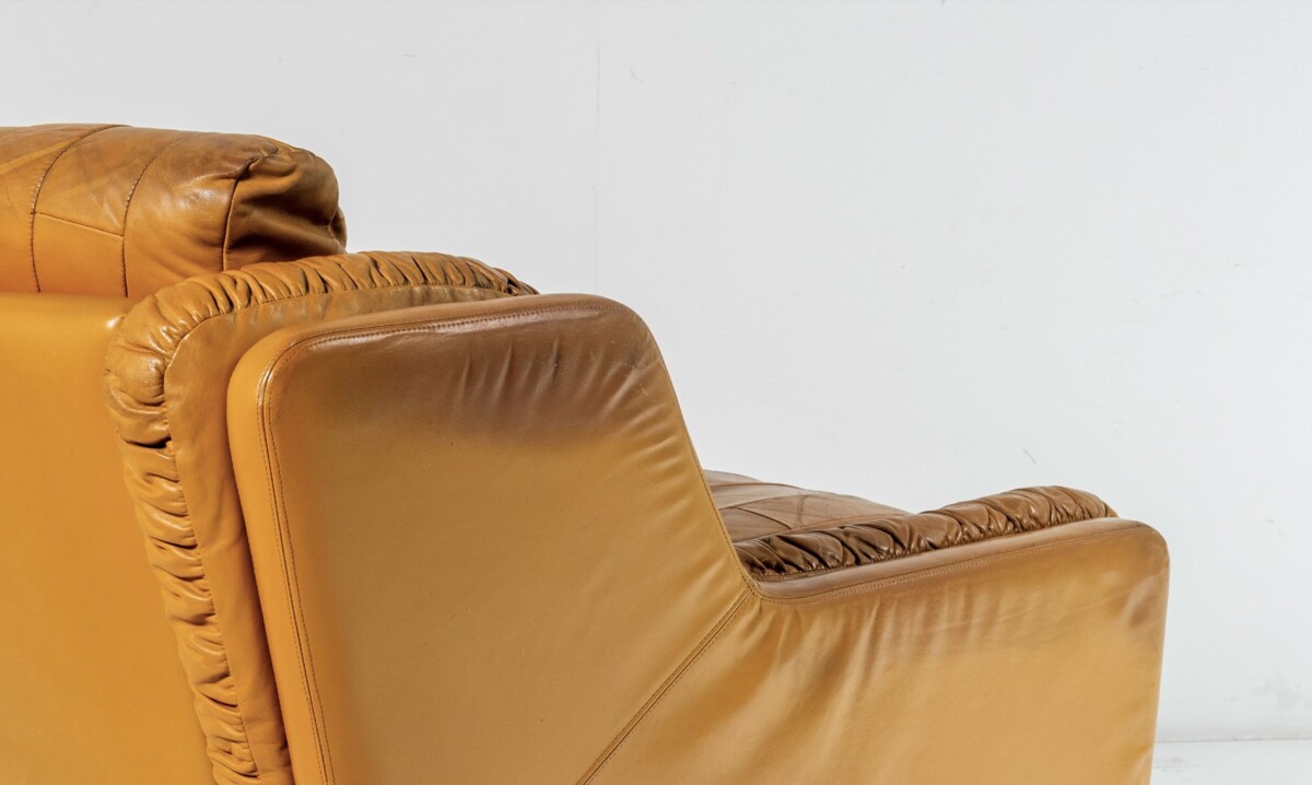 1970s Mid Century Vintage Patchwork Tan Leather Club Armchair by Gimson & Slater England - Image 4