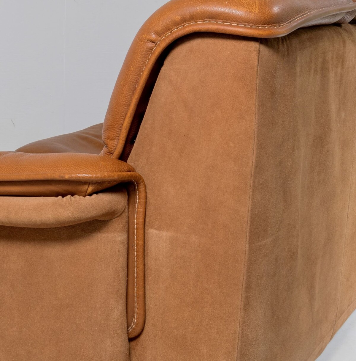 1970s De Sede DS12 model Brown Tan Cognac Leather and Suede 3 seater sofa | 3 Person - Image 14