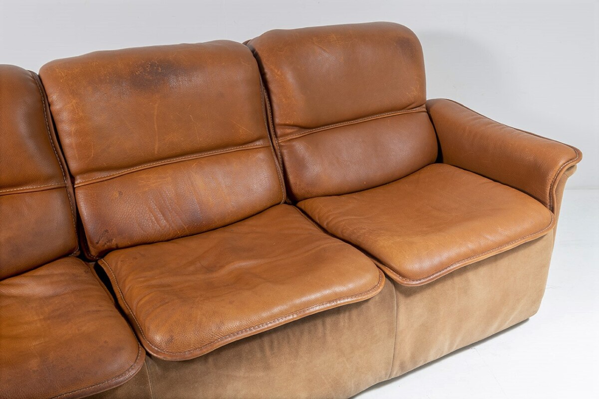 1970s De Sede DS12 model Brown Tan Cognac Leather and Suede 3 seater sofa | 3 Person - Image 8