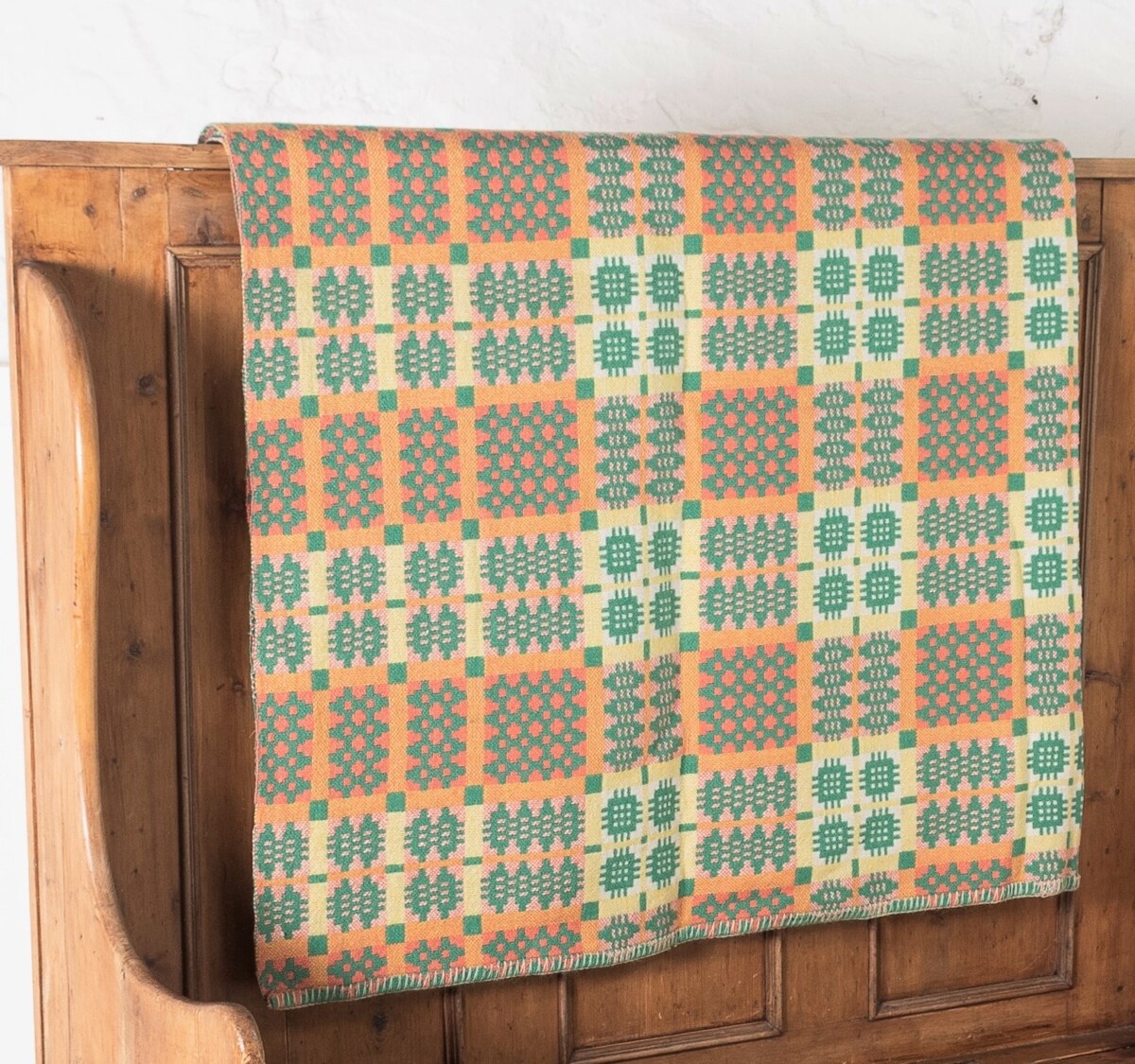1960s Vintage Welsh Pure Wool Tapestry Blanket - Peachy Green - Image 8