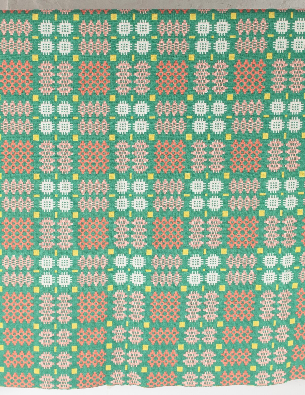 1960s Vintage Welsh Pure Wool Tapestry Blanket - Peachy Green - Image 5