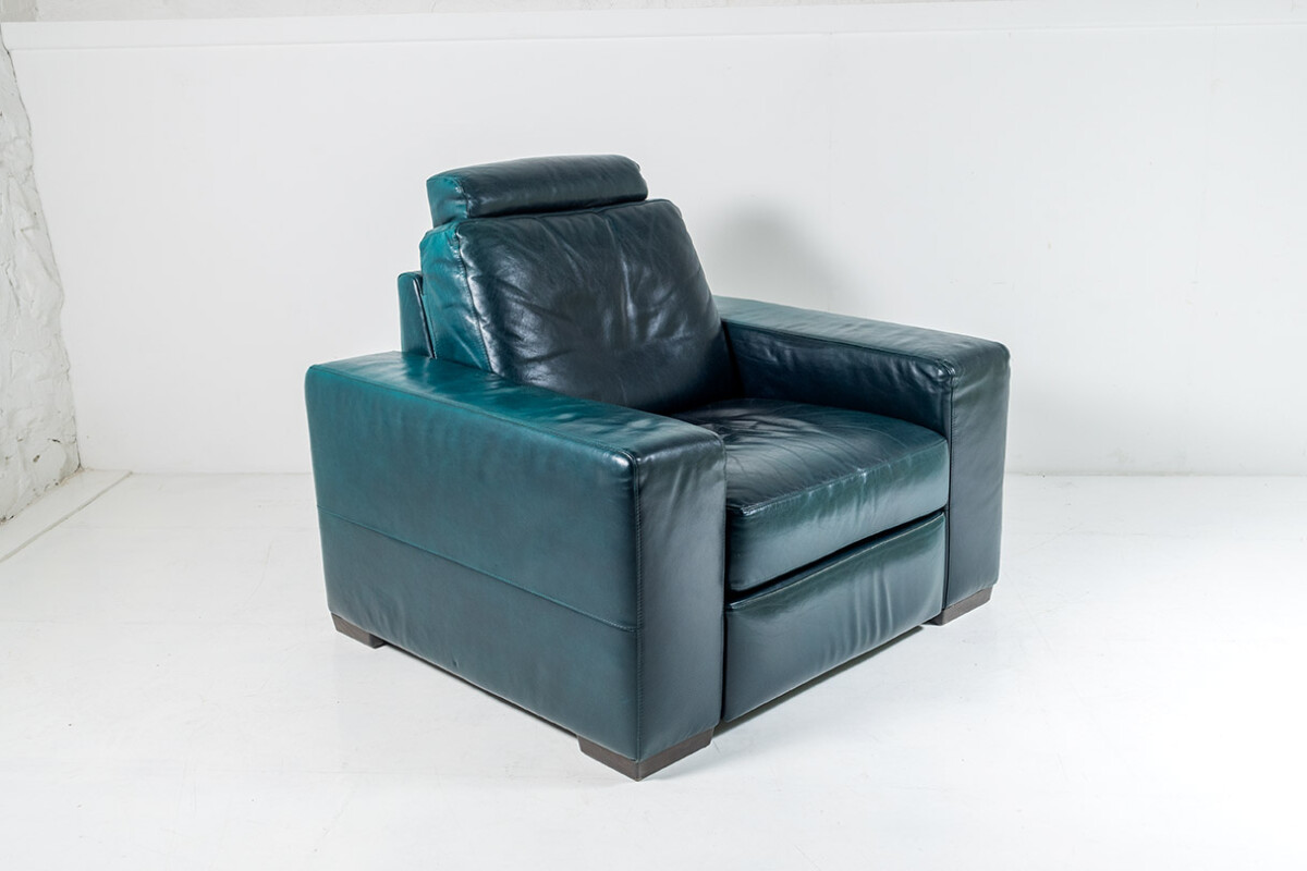 A Vintage 1980s Brutalist Green Leather Recliner Armchair - Image 2