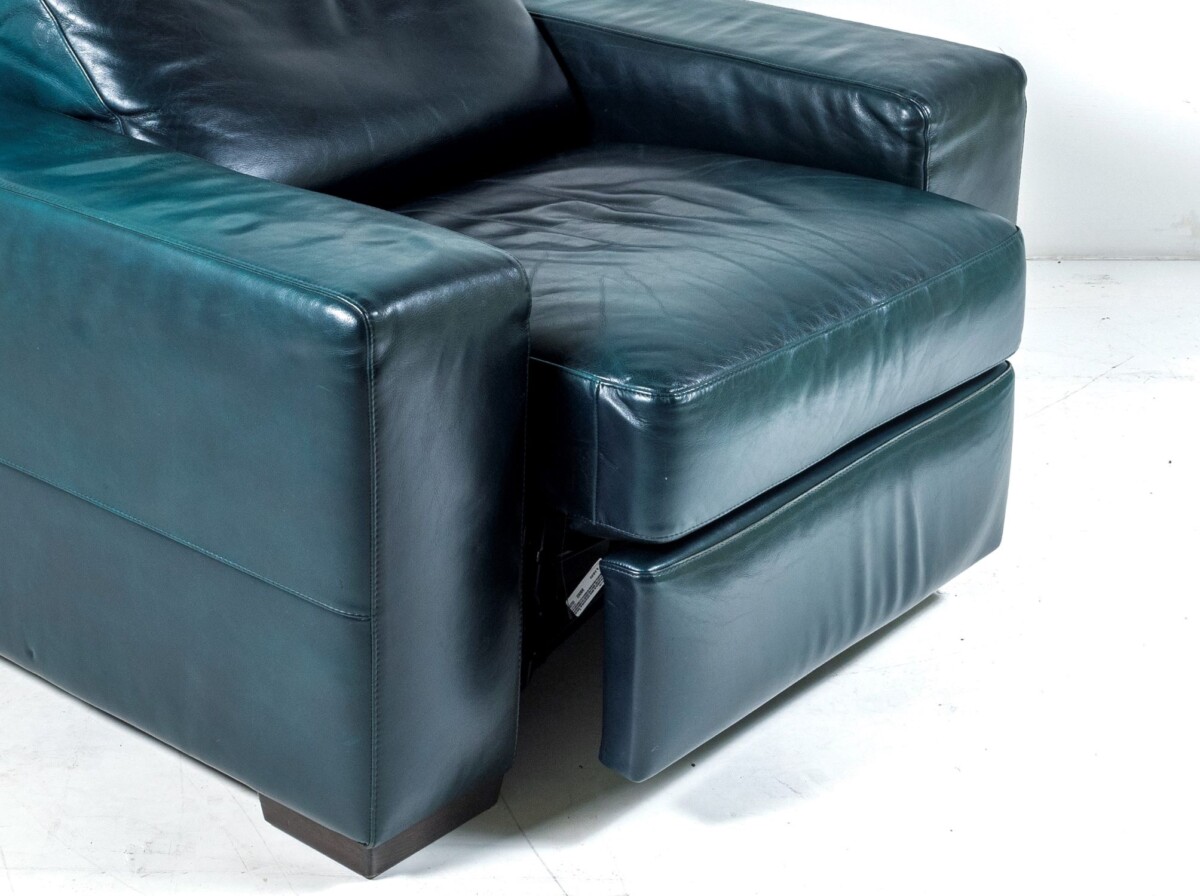 A Vintage 1980s Brutalist Green Leather Recliner Armchair - Image 9