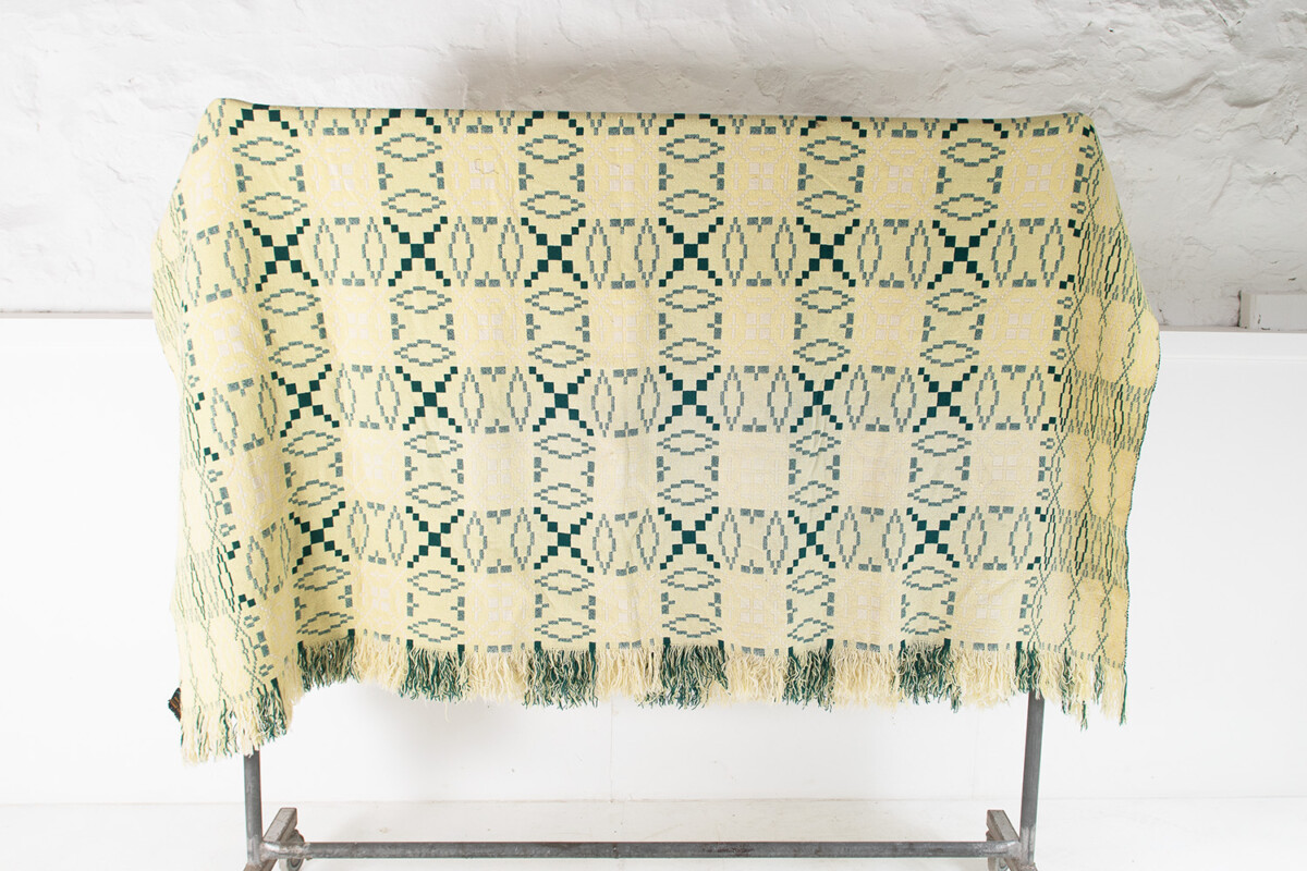 1960s Vintage Pure Welsh Wool Tapestry Blanket - Lemon & Green - Image 8