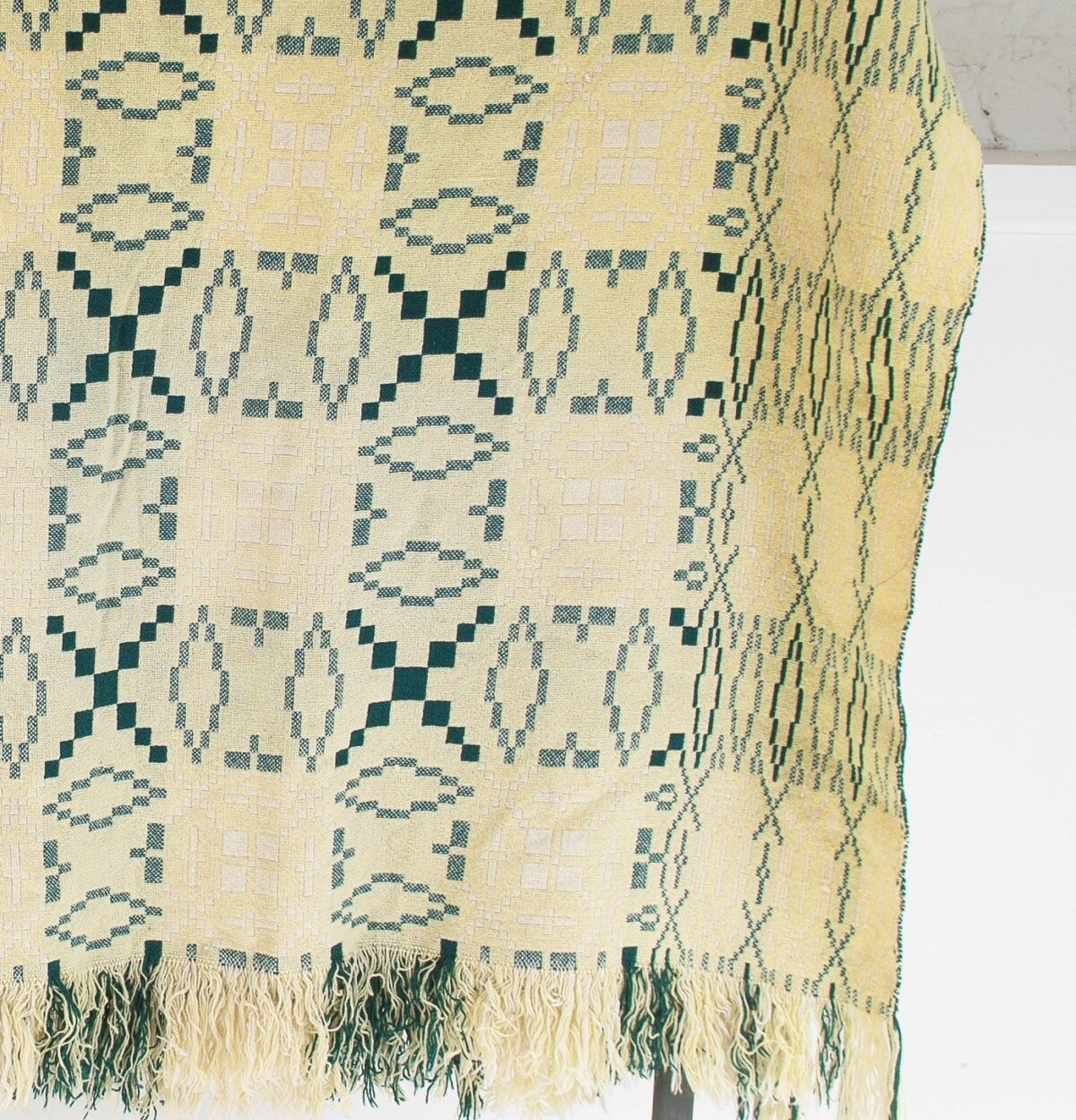 1960s Vintage Pure Welsh Wool Tapestry Blanket - Lemon & Green - Image 9