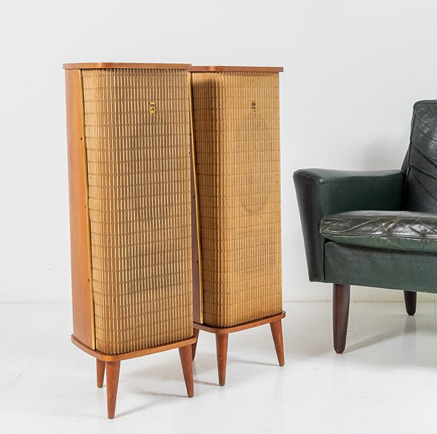Stereo hotsell floor speakers