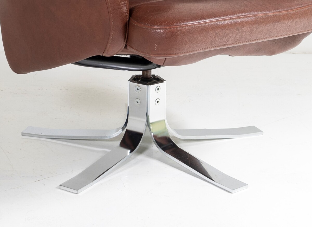 Mid-Century Danish Cognac Brown Leather Swivel Reclining Chair on Chrome Base - Image 10