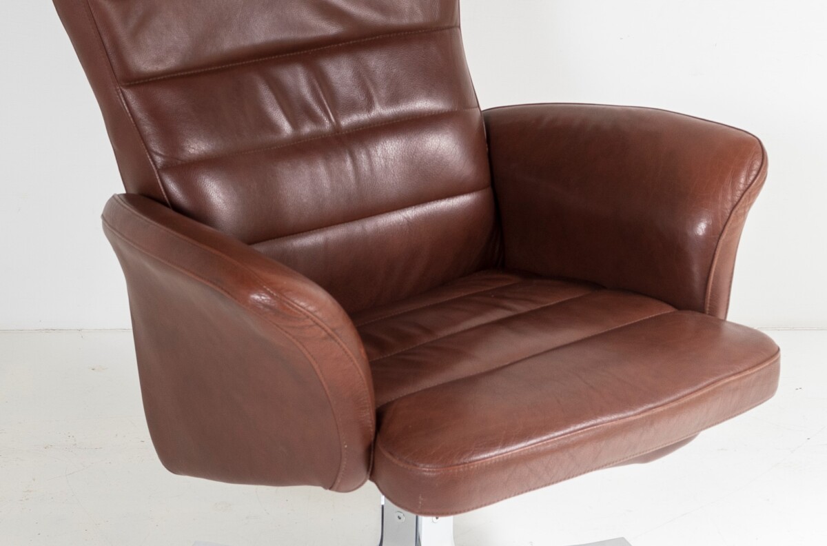 Mid-Century Danish Cognac Brown Leather Swivel Reclining Chair on Chrome Base - Image 15